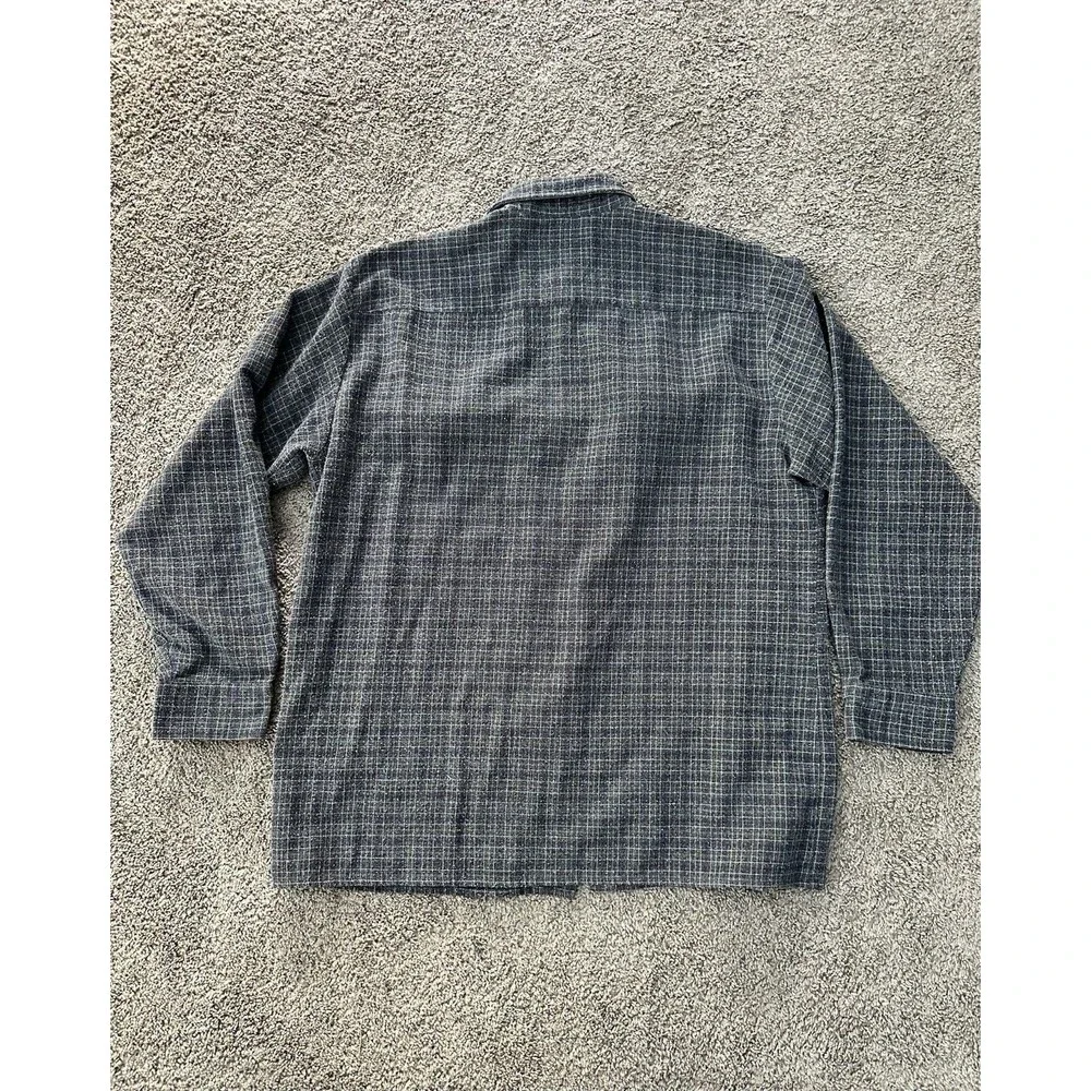 Bay Area Traders Men’s Acrylic Blend Gray Plaid Flannel Button-Up w/ Pockets L
